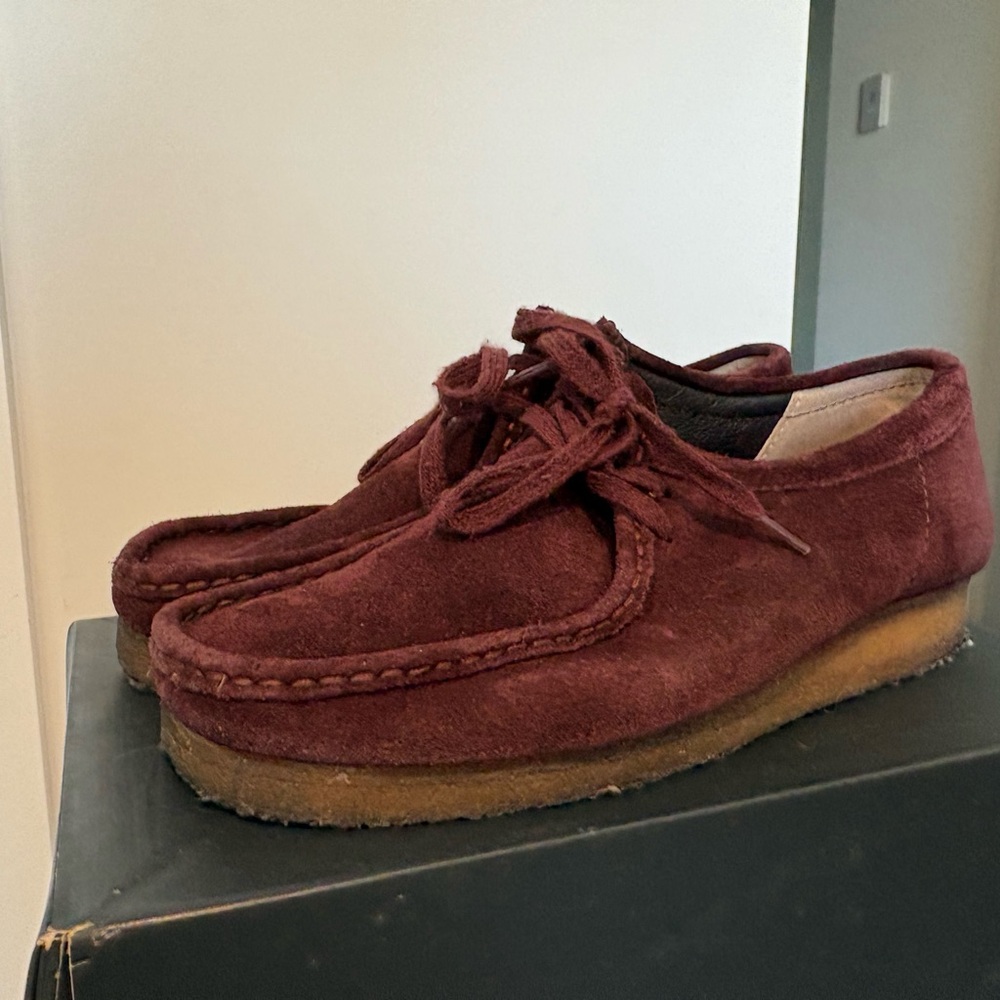 Clarks Men's Burgundy Suede Wallabee-Style Lace-Up Boots